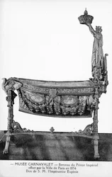 Berço do Príncipe Imperial, dado pela cidade de Paris à Imperatriz Eugénie em 1856